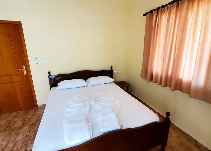 Studio&apartments Ksamil