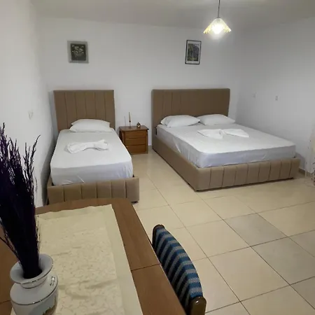 Studio&apartments *