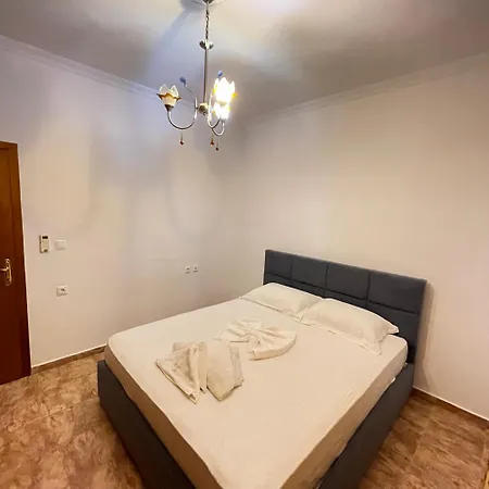 アパート Studio&apartments クサミル