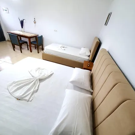 アパート Studio&apartments *
