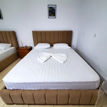 Studio&apartments Ksamil