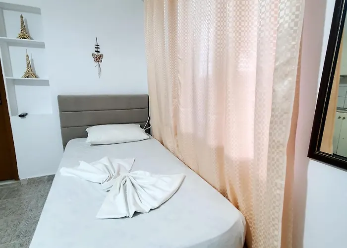 Studio&apartments Apartament Ksamil